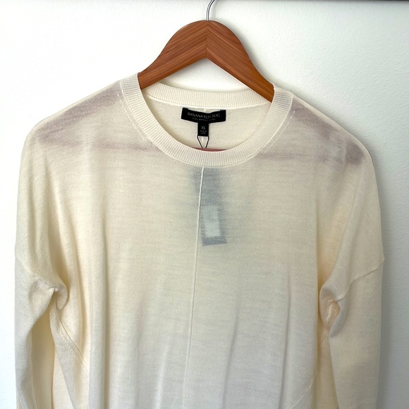 NWT! Banana Republic 100% merino wool sweater, ivory, XS - Picture 2 of 4